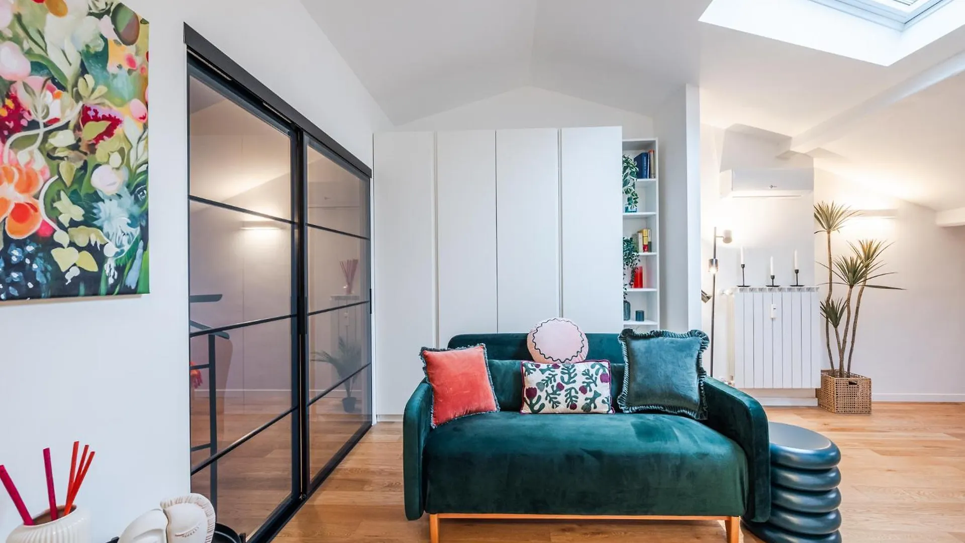 Apartment Suite Sovoy Porta Romana Milan Italy