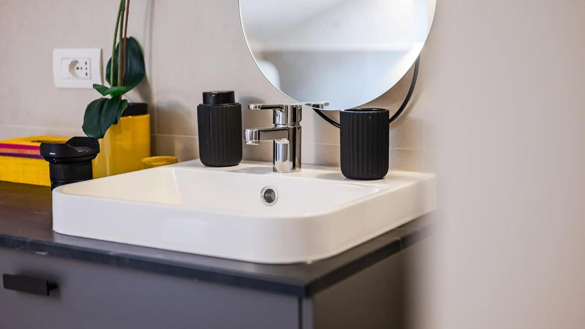 Apartment Suite Sovoy Porta Romana Milan